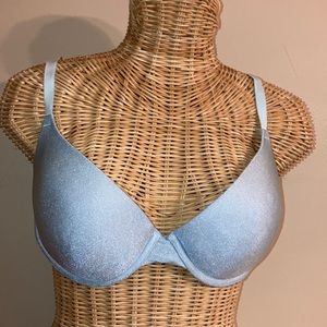 Victoria’s Secret bra 36D